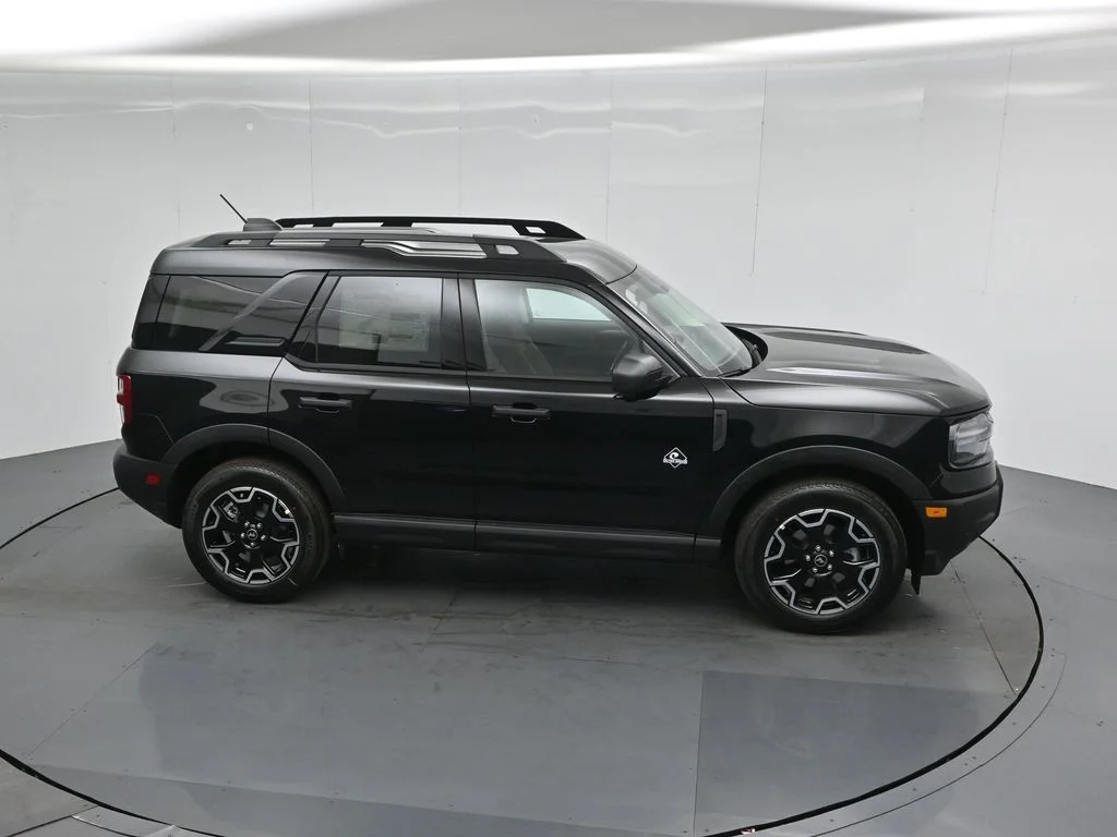New 2026 Shadow Black Ford Outer Banks image 51