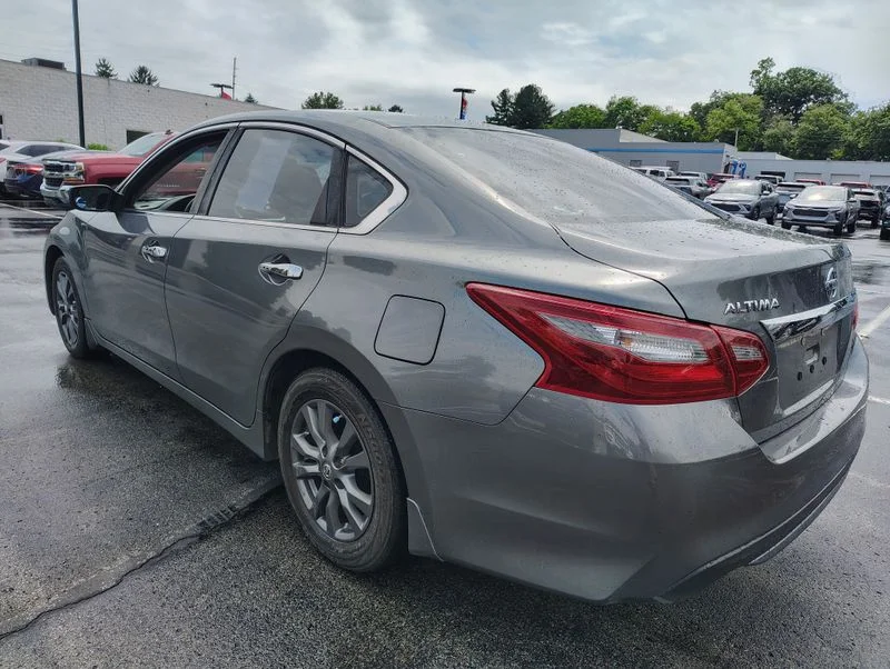 Used 2018 Gray Nissan 2.5 S image 8