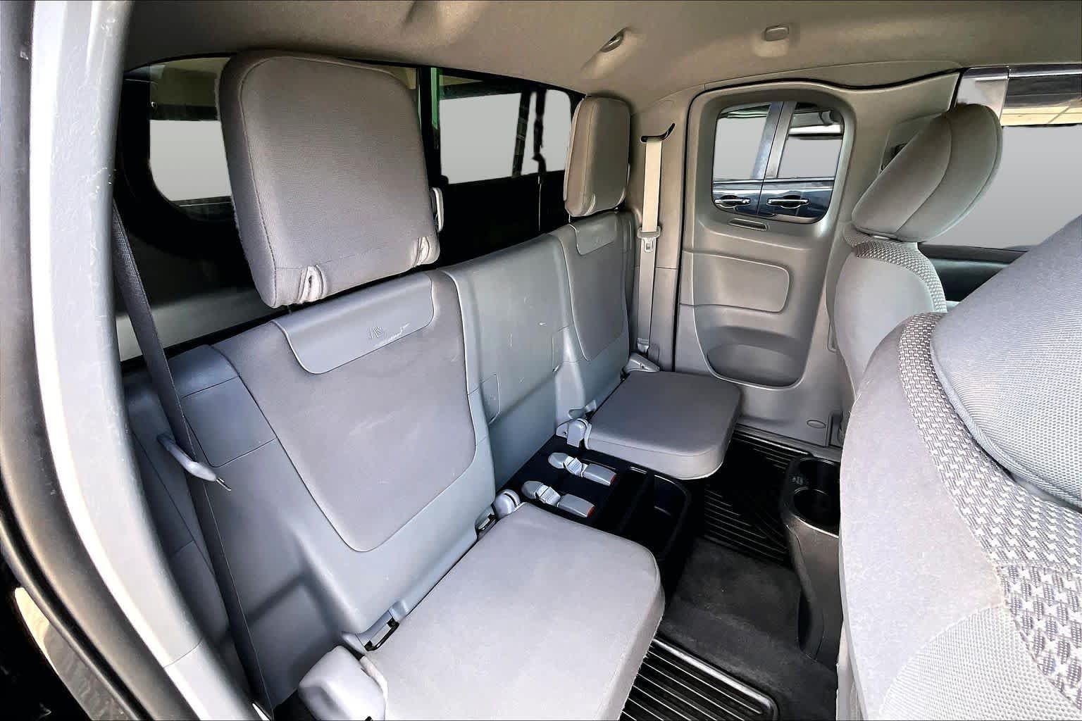 Used 2015 Black Toyota  image 19