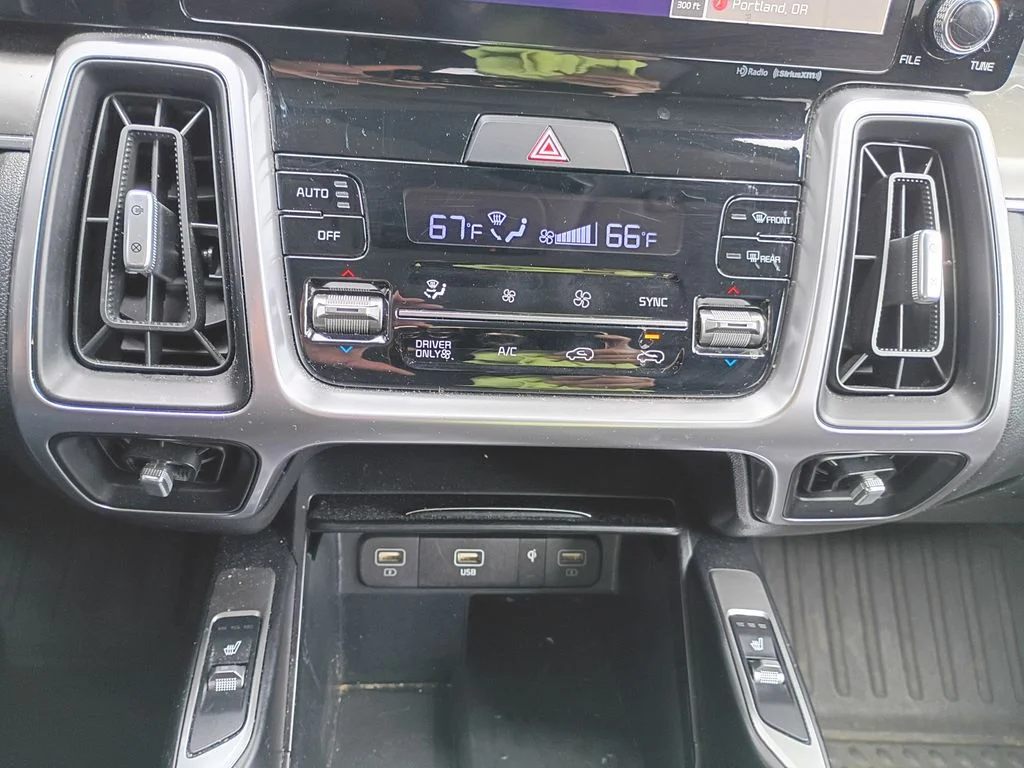 Used 2023 Aurora Black Kia EX image 21