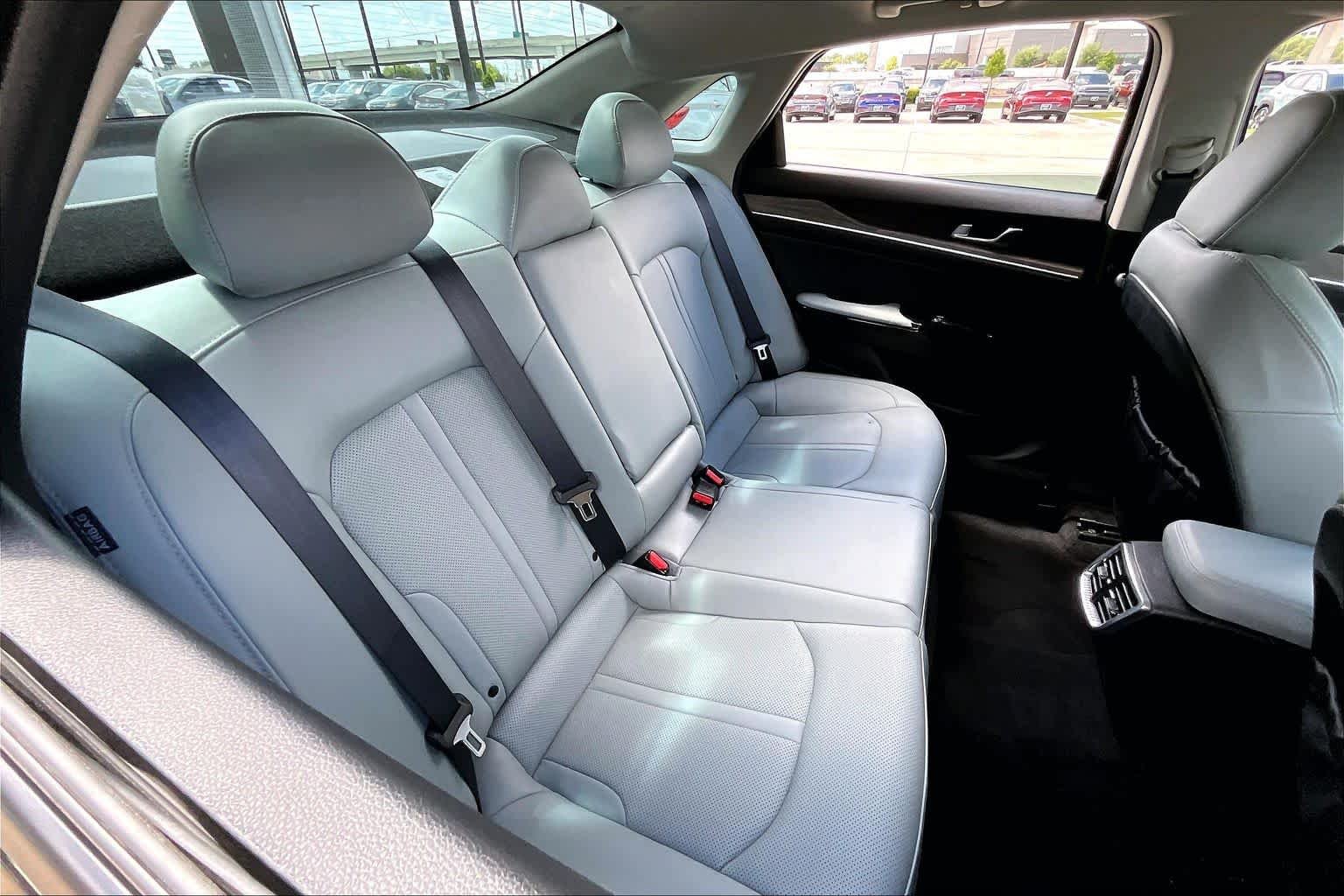 Used 2024 Ebony Black Kia EX image 19