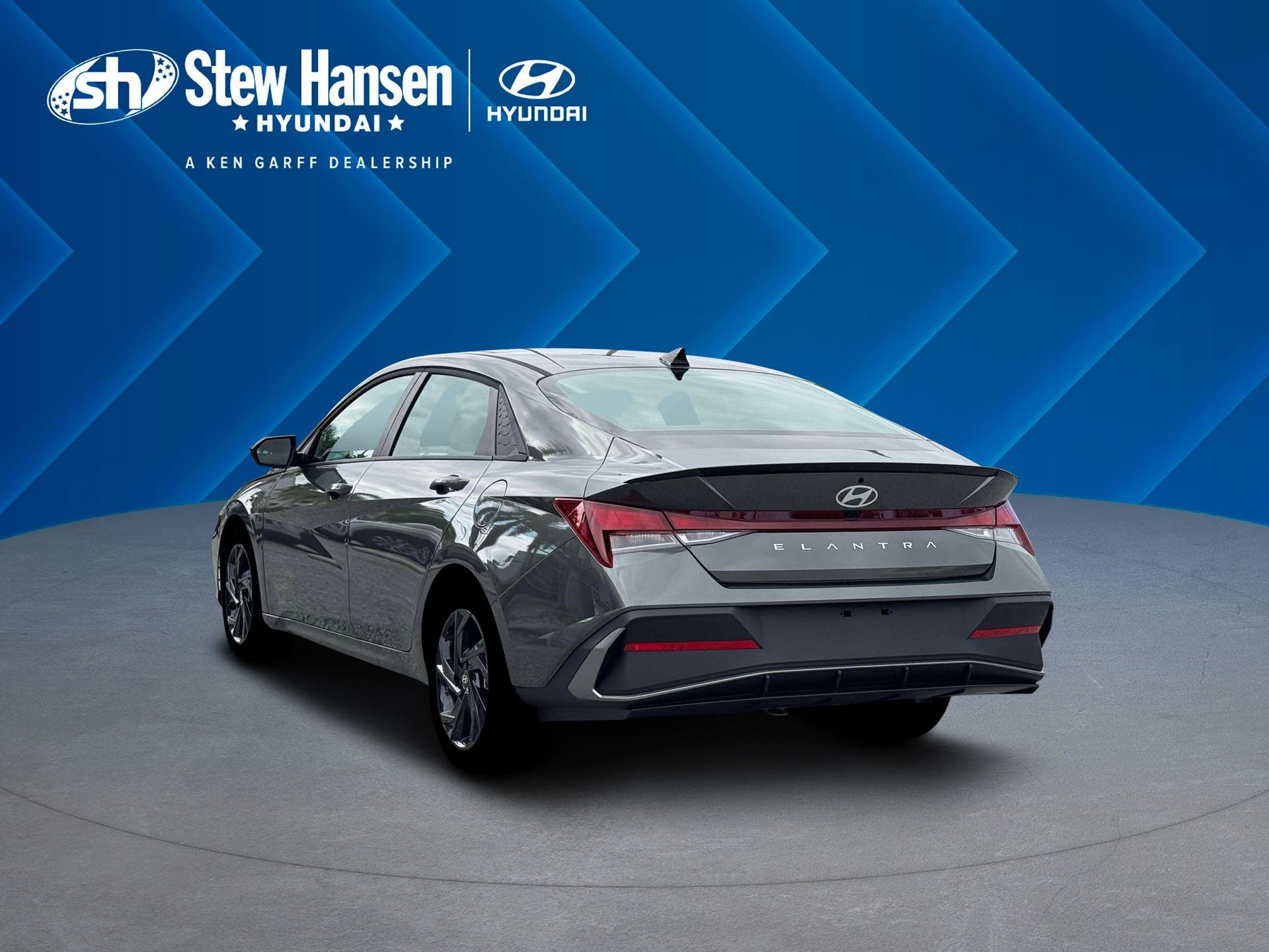 New 2026 Amazon Gray Hyundai SEL Sport image 5