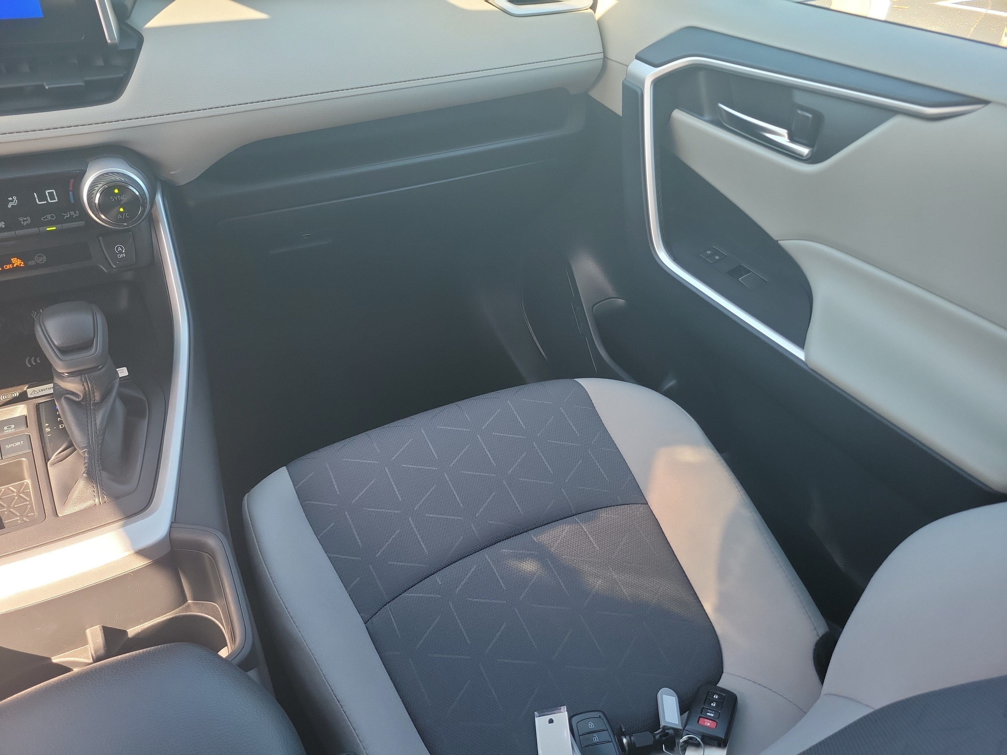 Used 2024 Ice Toyota XLE image 15