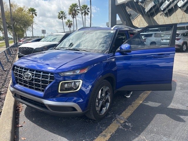 2023 Hyundai Venue Limited