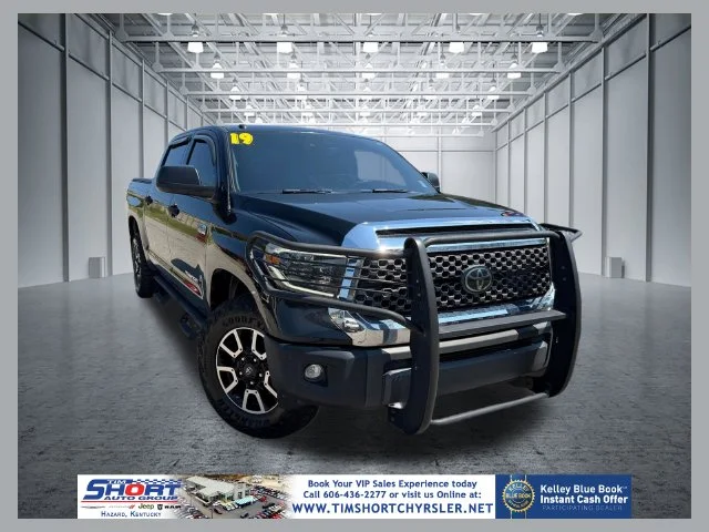 Used 2019 Black Toyota SR5 image 1