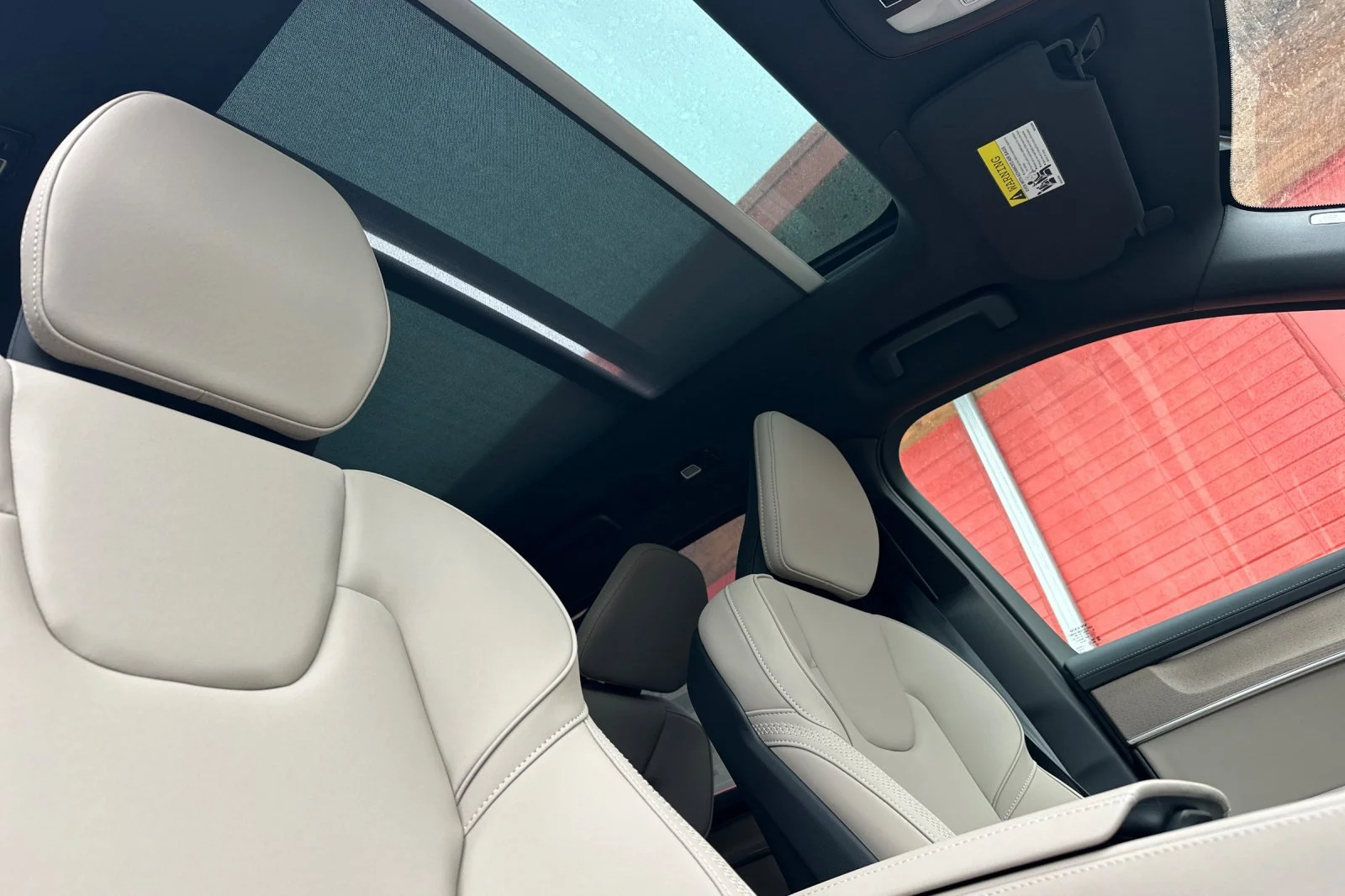 2026 Volvo XC90 Plus - Photo 15