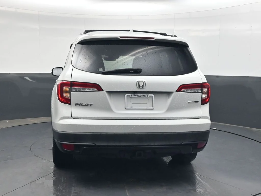 Used 2022 Platinum White Pearl Honda Special Edition image 5
