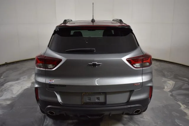 Used 2023 Gray Chevrolet RS image 9