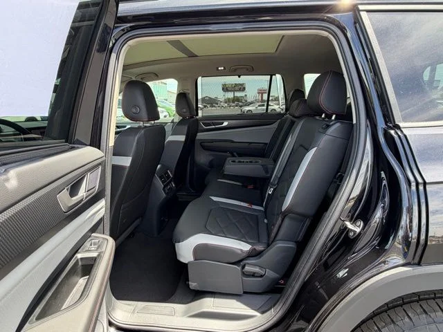 New 2026 Black Volkswagen 2.0T Peak Edition image 9