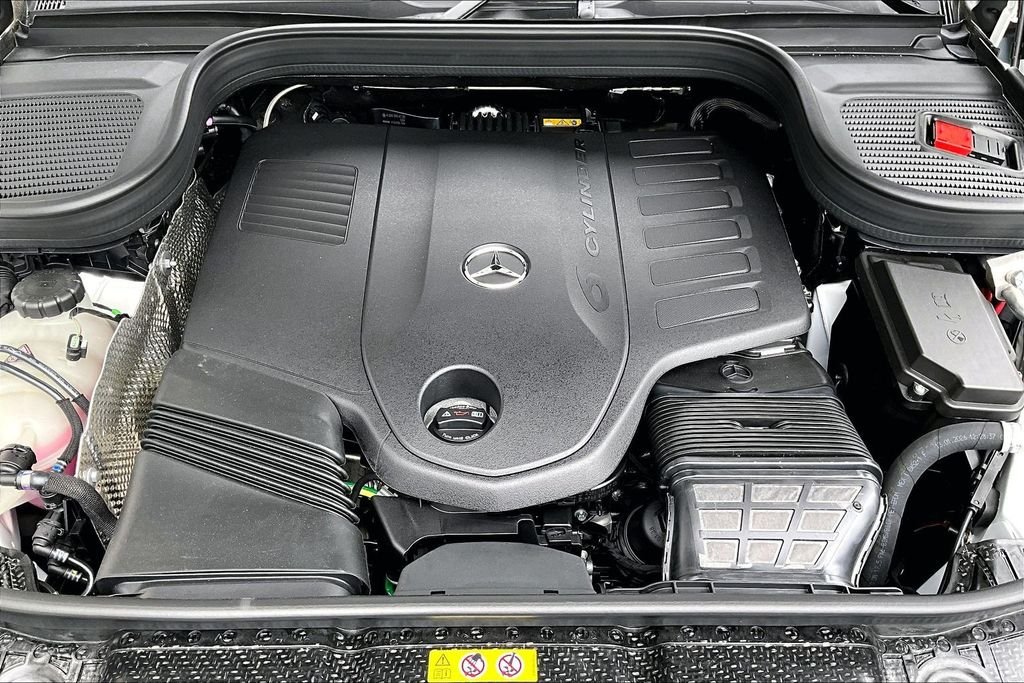 New 2026 Polar White Mercedes-Benz GLE 450 image 11