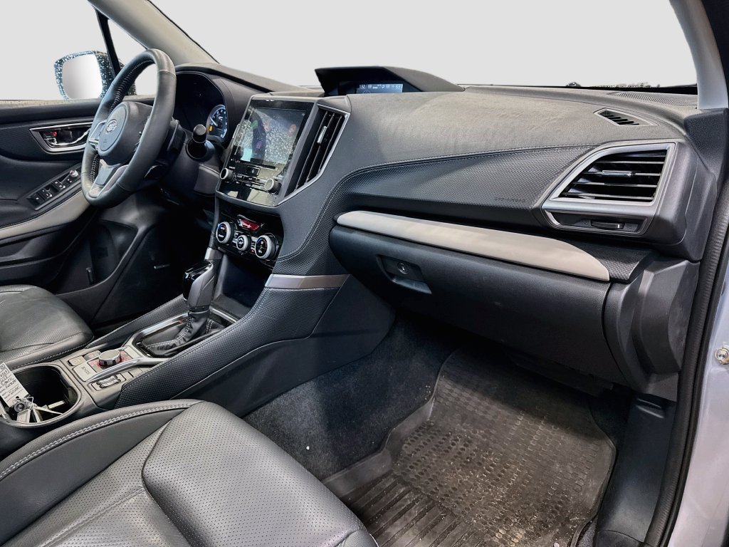Used 2023 Silver Subaru Limited image 32