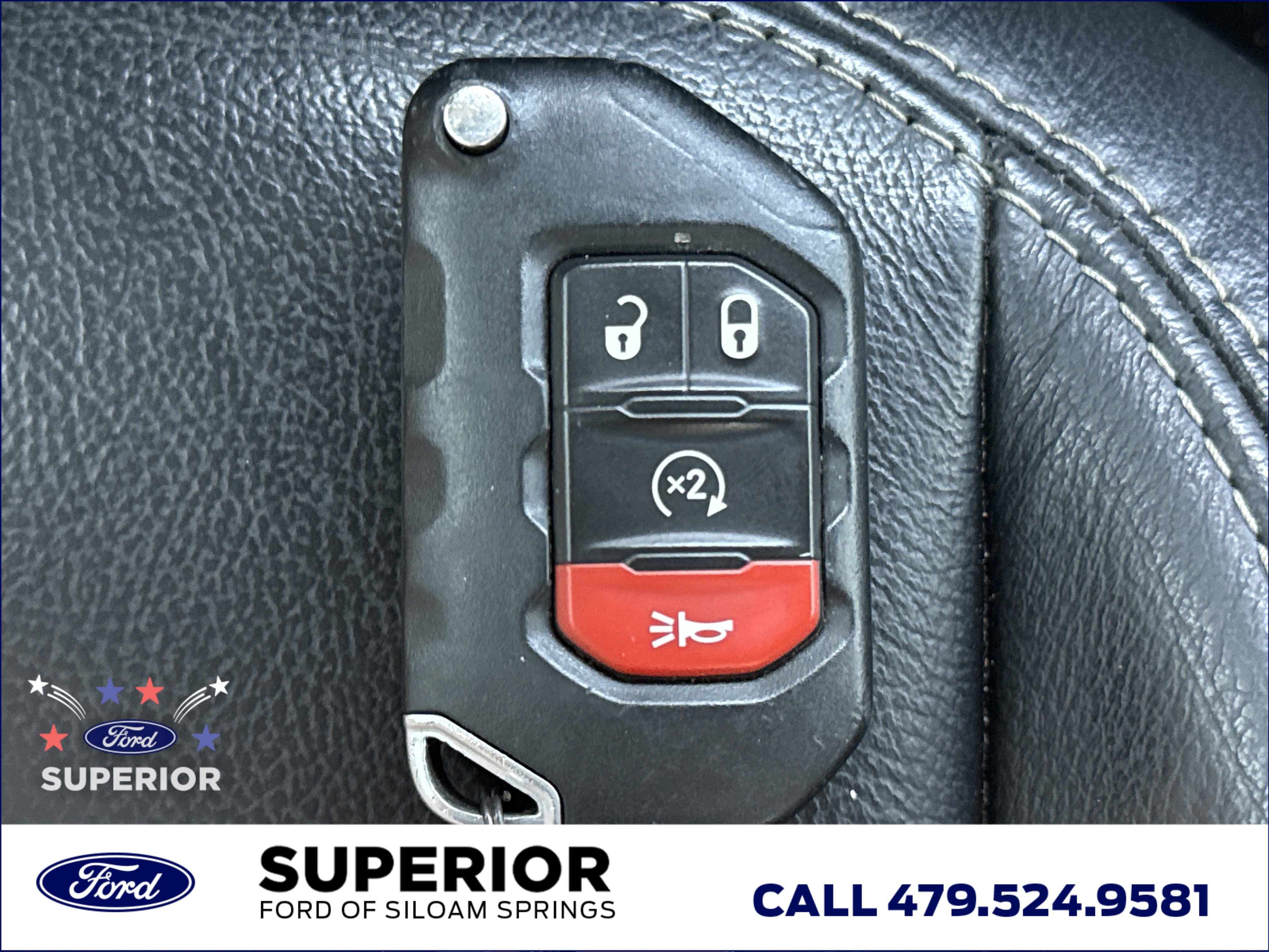 Used 2020 Black Clearcoat Jeep Overland 4WD image 25