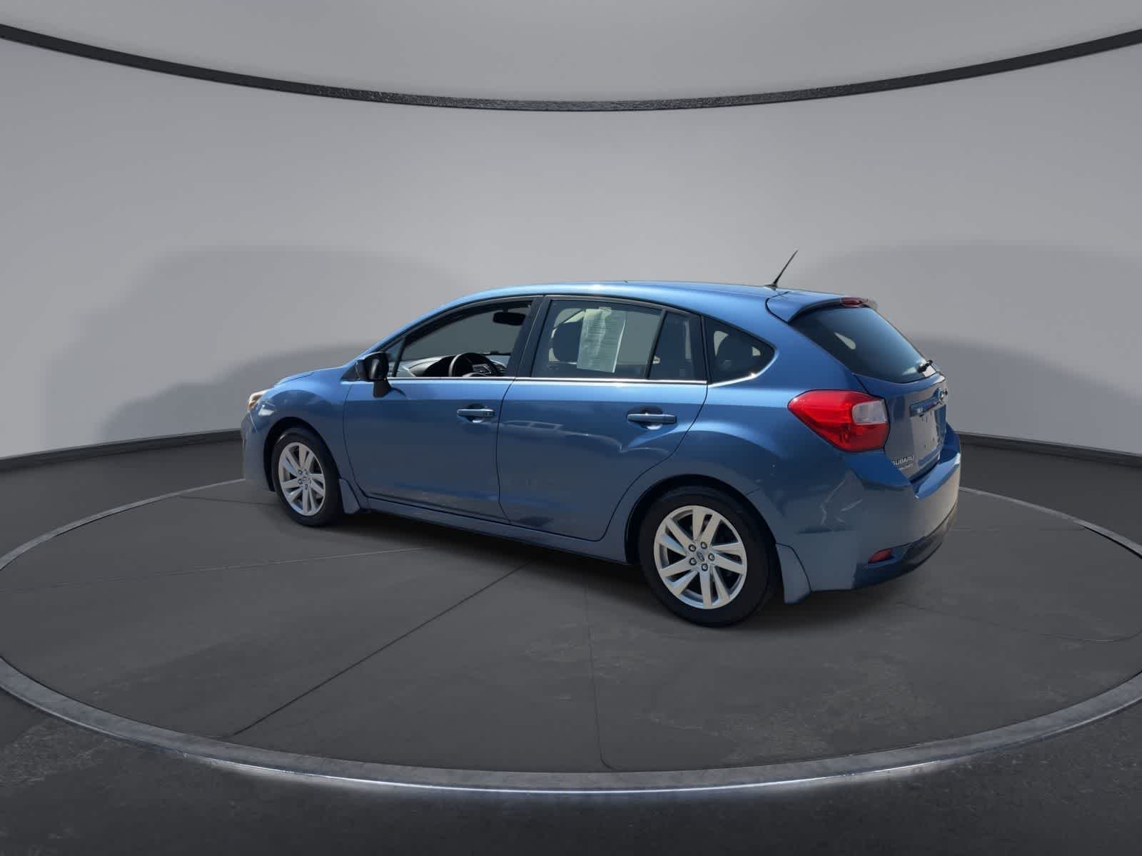 Used 2016 Quartz Blue Pearl Subaru 2.0i Premium image 6