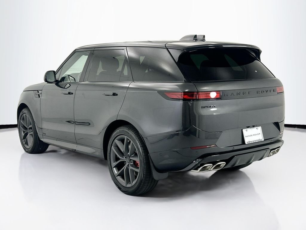New 2026 Carpathian Grey Land Rover Dynamic SE image 7