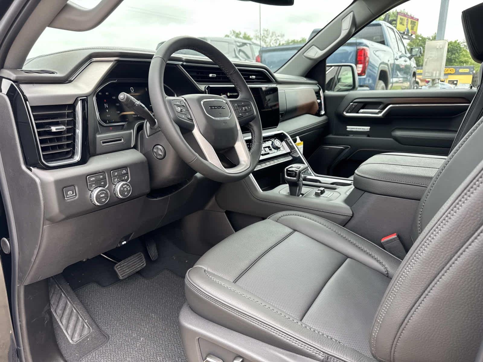 2026 GMC Sierra 1500 Denali - Photo 10
