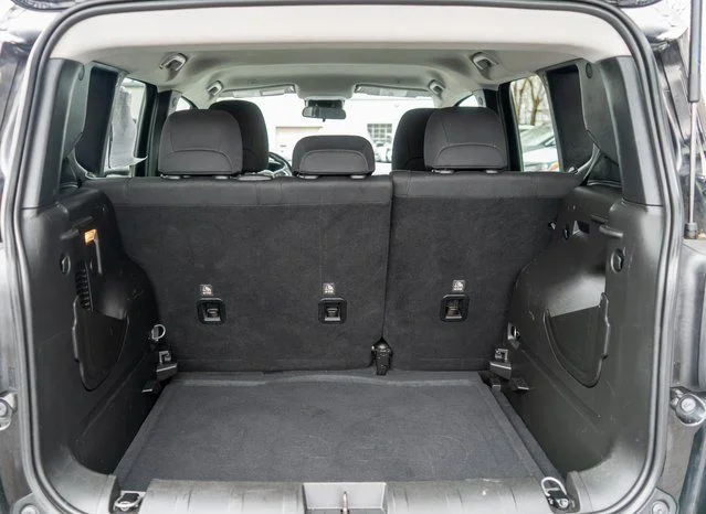 Used 2020 Black Jeep Latitude image 11