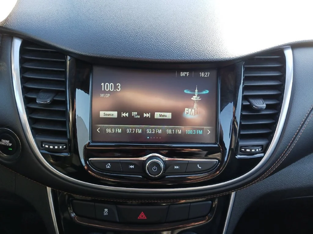 Used 2017 MOSAIC BLACK METALLIC Chevrolet Premier image 20