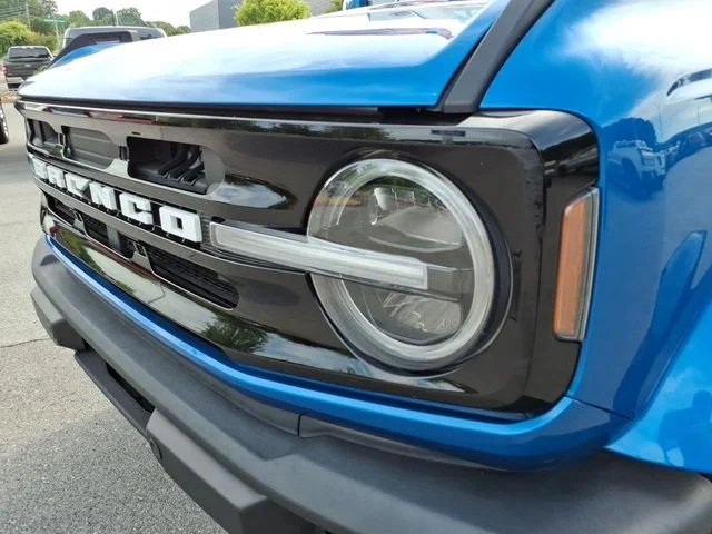 Used 2022 Blue Ford Outer Banks image 15