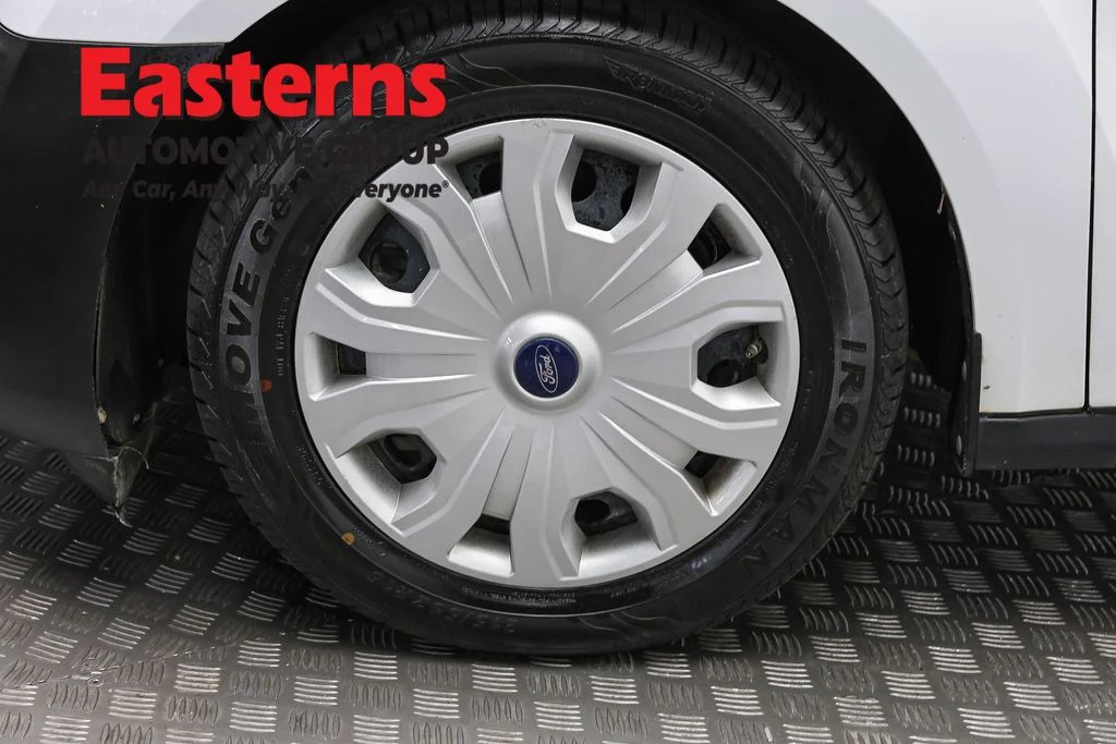 Used 2022 White Ford XL image 31