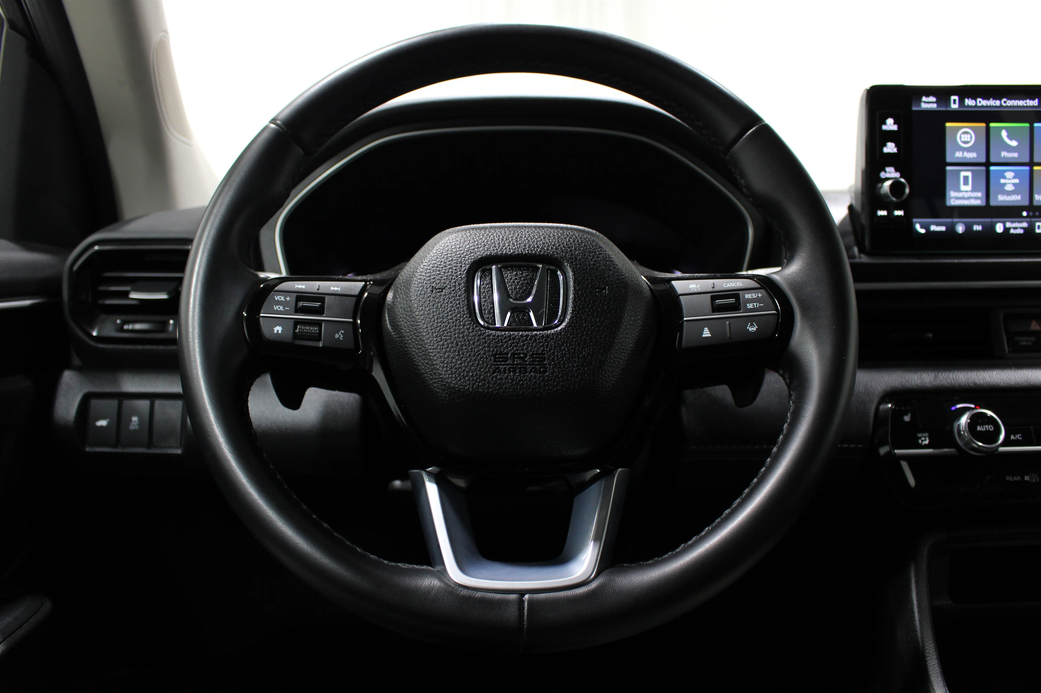 2025 Honda Pilot EX-L - Photo 10