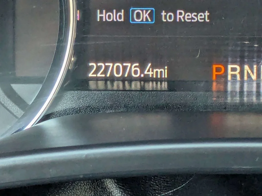 Used 2021 Red Ford King Ranch image 30