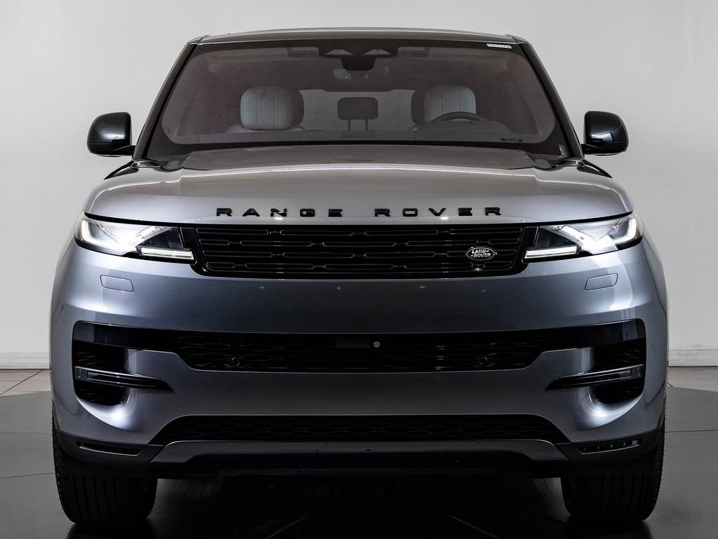 Used 2023 Gray Land Rover SE image 2