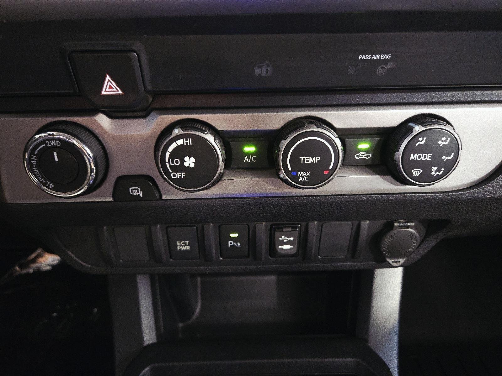 Used 2019 Super White Toyota SR5 image 28