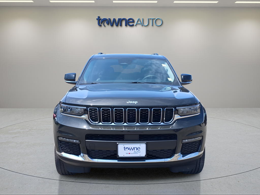 Used 2023 Gray Jeep Limited image 8