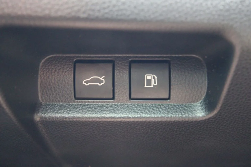 Used 2023 Black Toyota XLE image 21