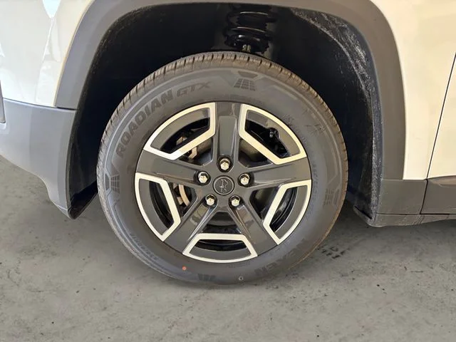 New 2026 White/off-white Jeep Limited image 15