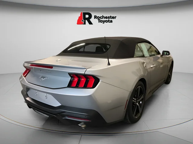 Used 2025 Silver Ford EcoBoost Premium image 7