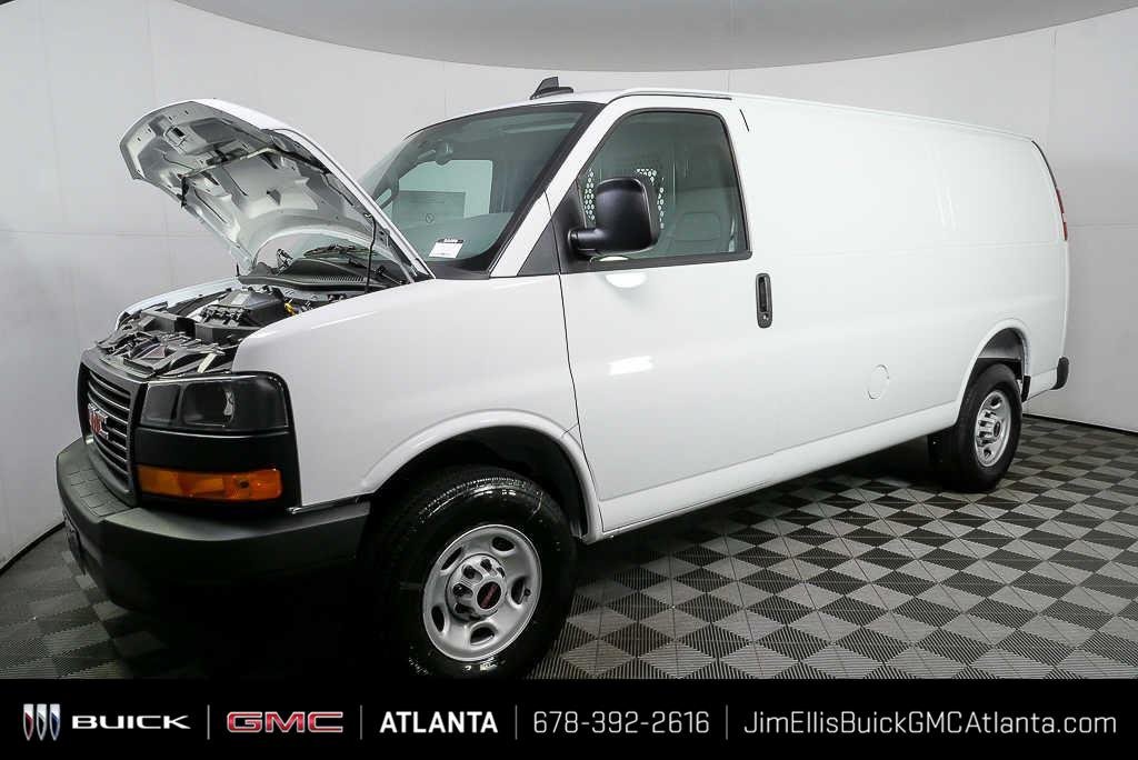 New 2025 Summit White GMC Work Van image 27