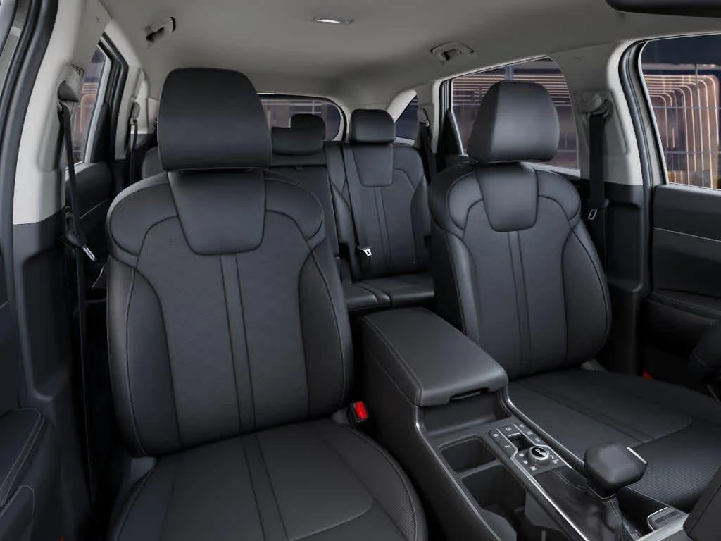 New 2026 Ivory Silver Kia S image 15