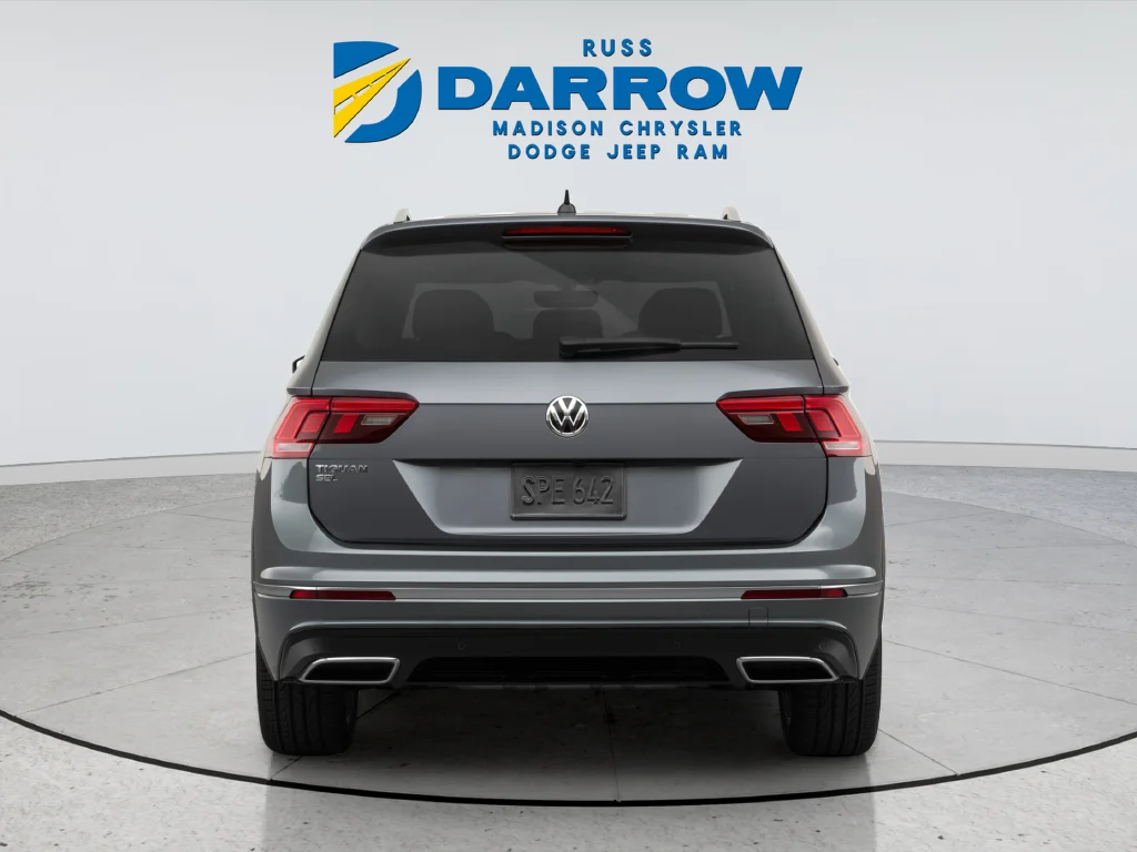 Used 2019  Volkswagen 2.0T SEL R-Line image 3