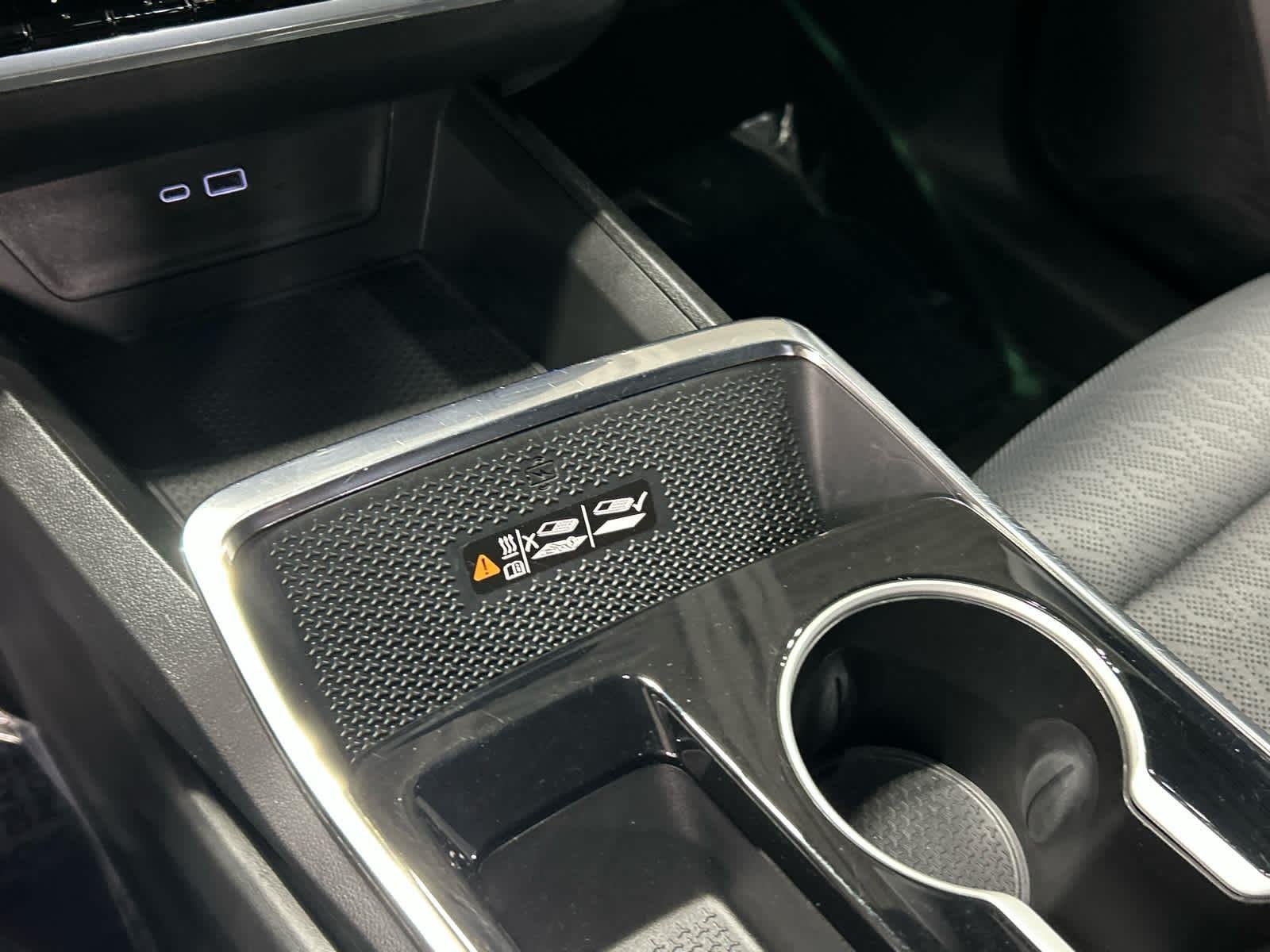 2025 Chevrolet Equinox LT - Photo 30