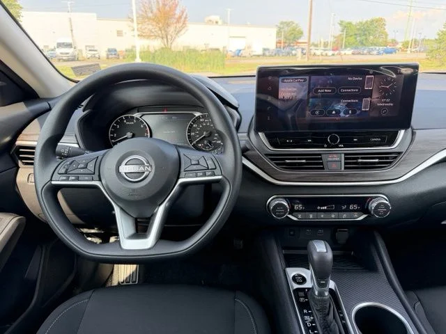 New 2026 Super Black Nissan 2.5 SV image 19