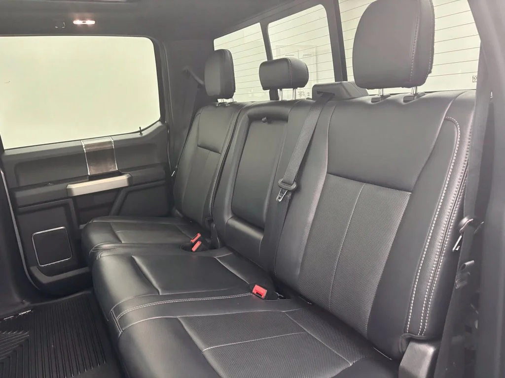 Used 2022 Silver Ford Lariat image 38