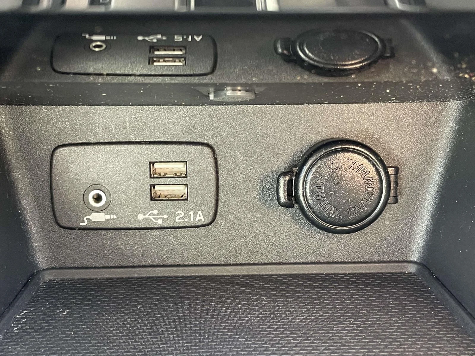 Used 2019 Crystal Black Silica Subaru Premium image 22