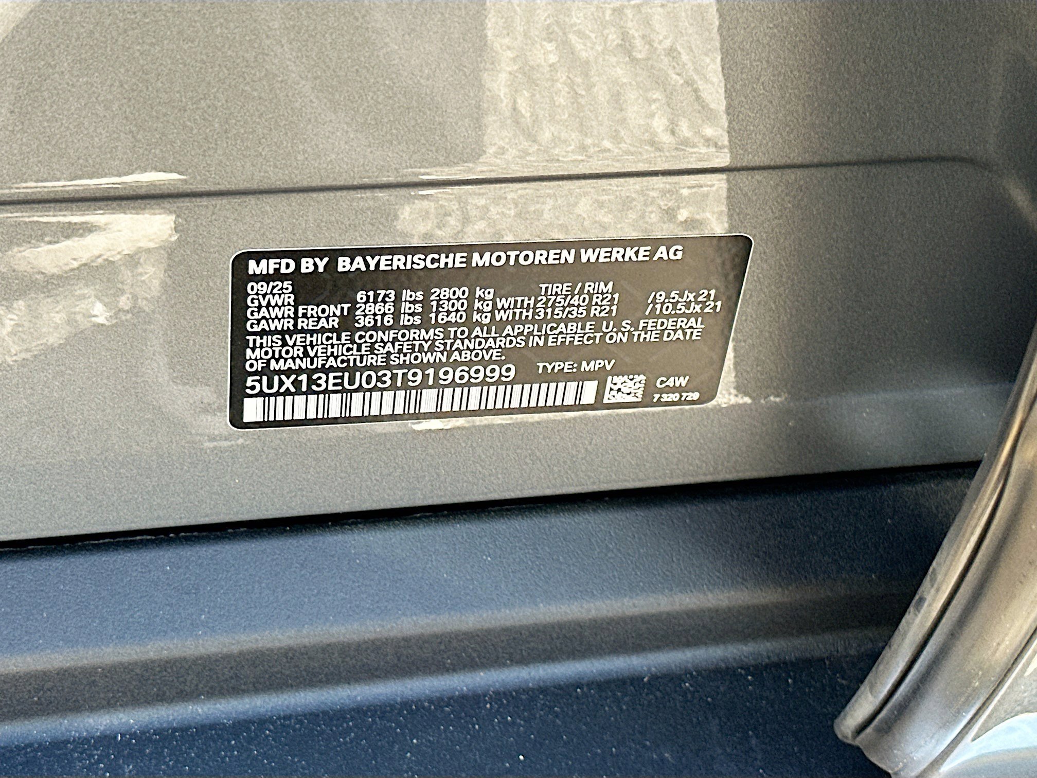 New 2026 Skyscraper Grey Metallic BMW sDrive40i image 27