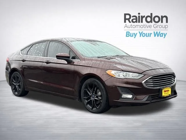 2019 Ford Fusion SE FWD's photo