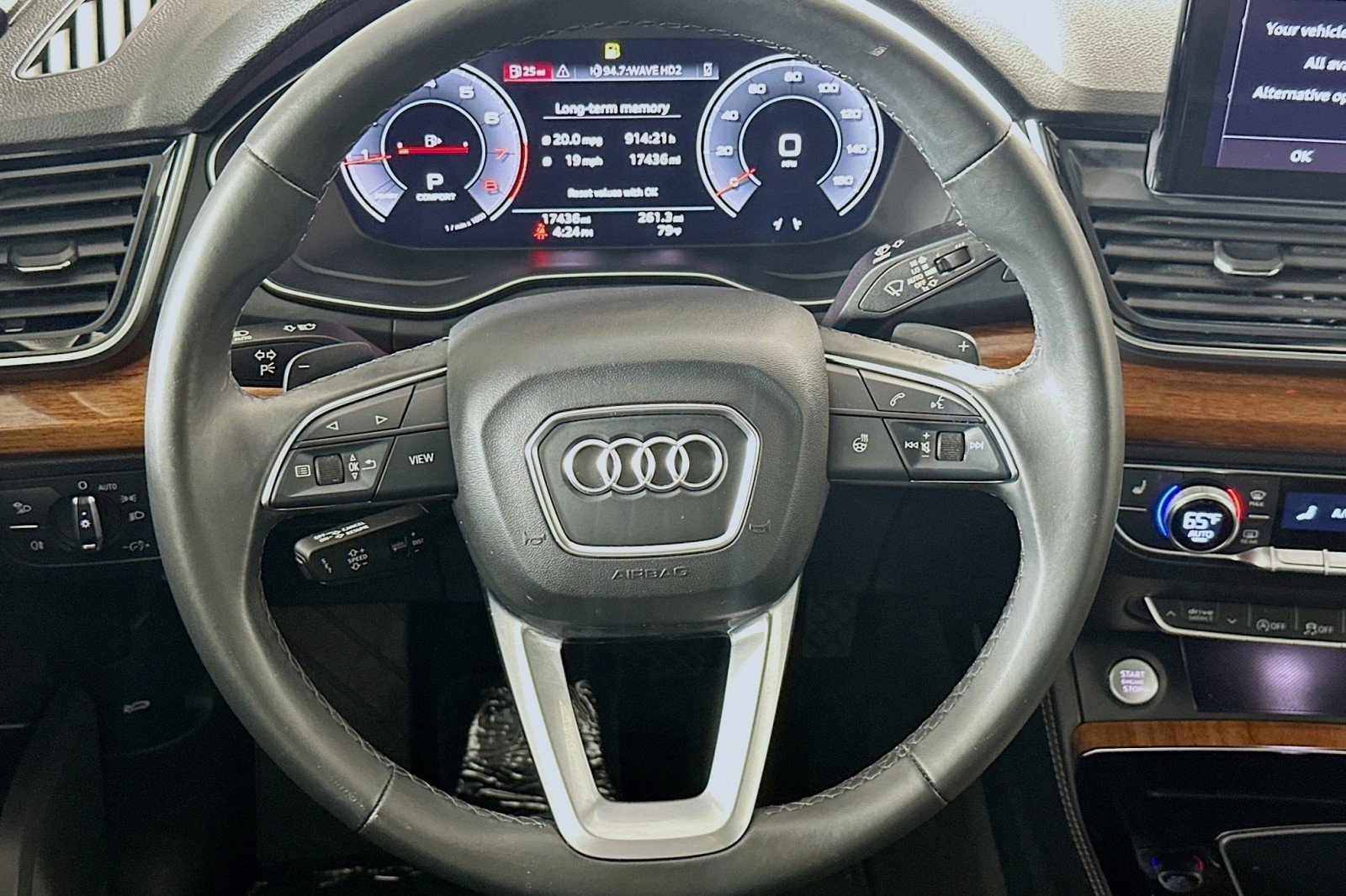Used 2023 Daytona Gray Pearl Effect Audi S line Premium Plus image 19