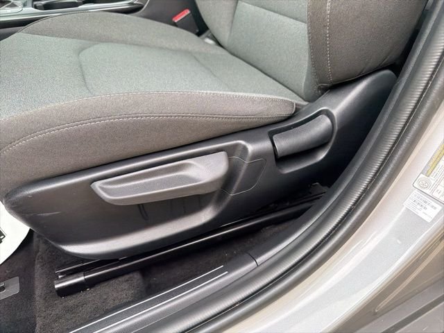 Used 2025 Gray Kia LXS image 27