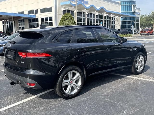 Used 2018 Black Jaguar 35t R-Sport image 4