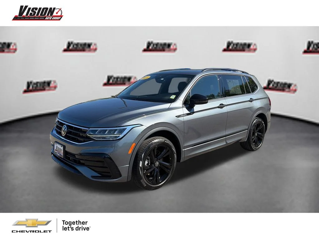 Used 2023 Gray Volkswagen 2.0T SE R-Line Black image 1