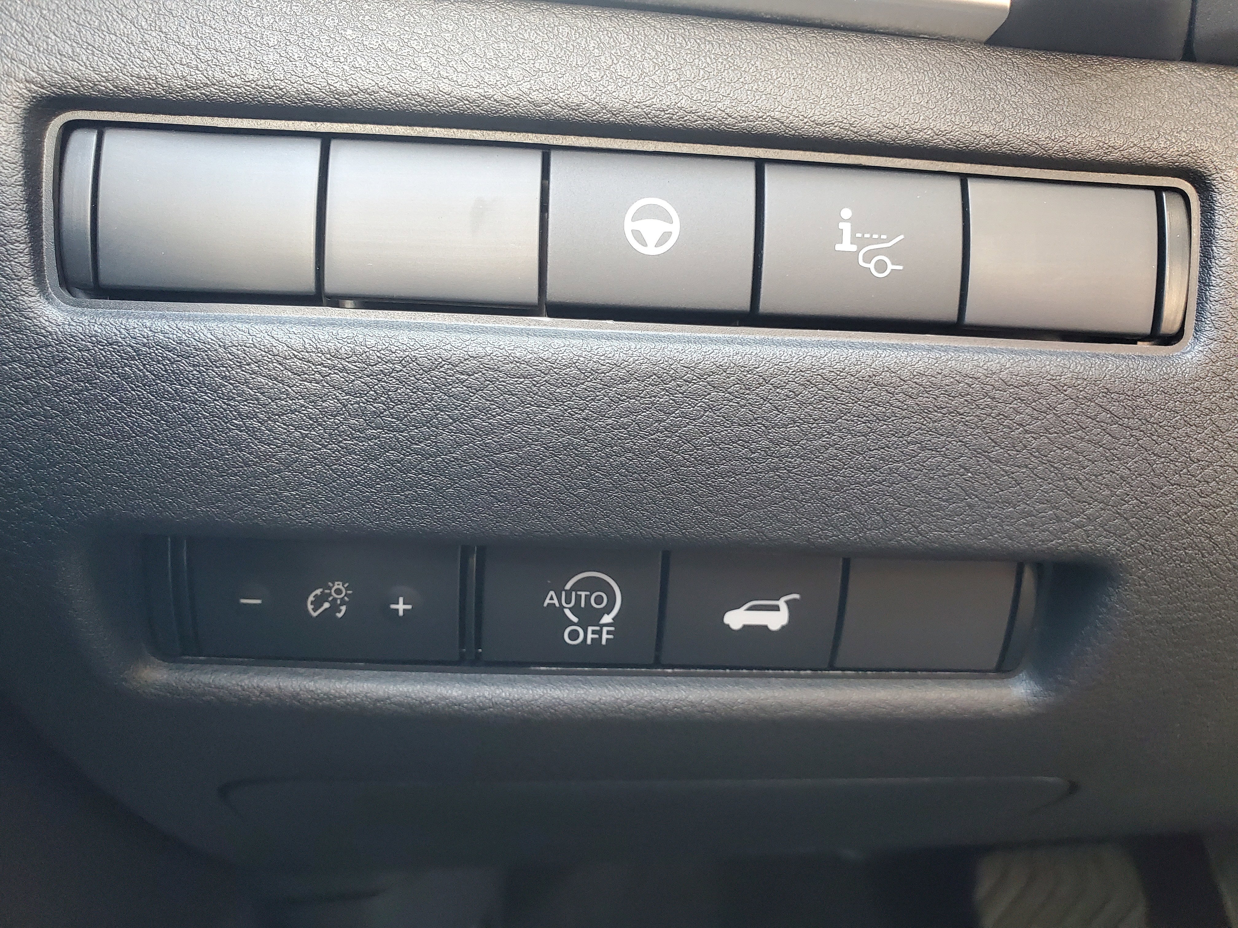New 2026 Gun Metallic Nissan Platinum image 22