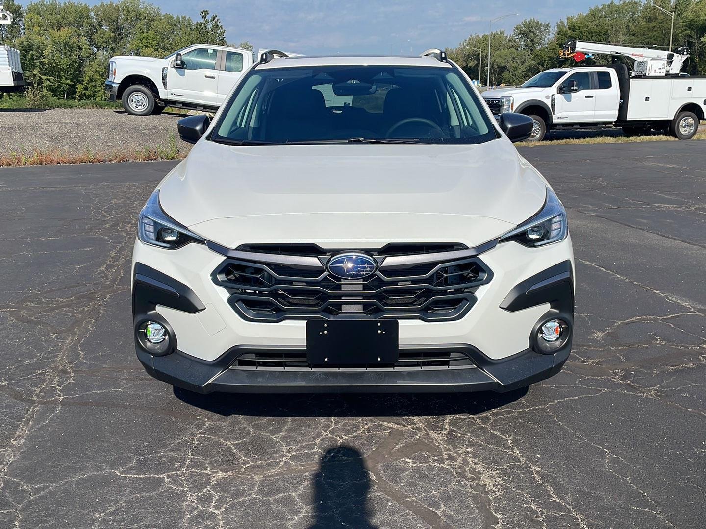 New 2026 CRYSTAL WHITE PEARL Subaru Limited image 8