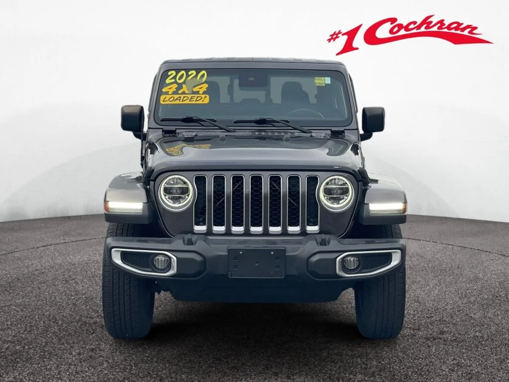 Certified Used 2020 Granite Crystal Metallic Clearcoat Jeep Overland image 32