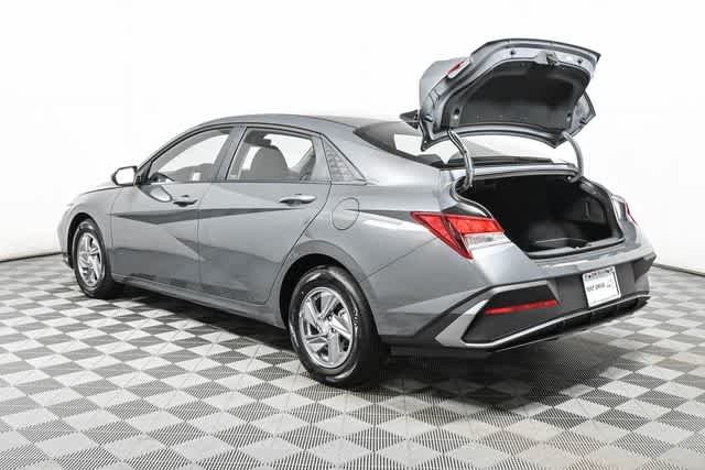 New 2026 Ecotronic Gray Hyundai SE image 7