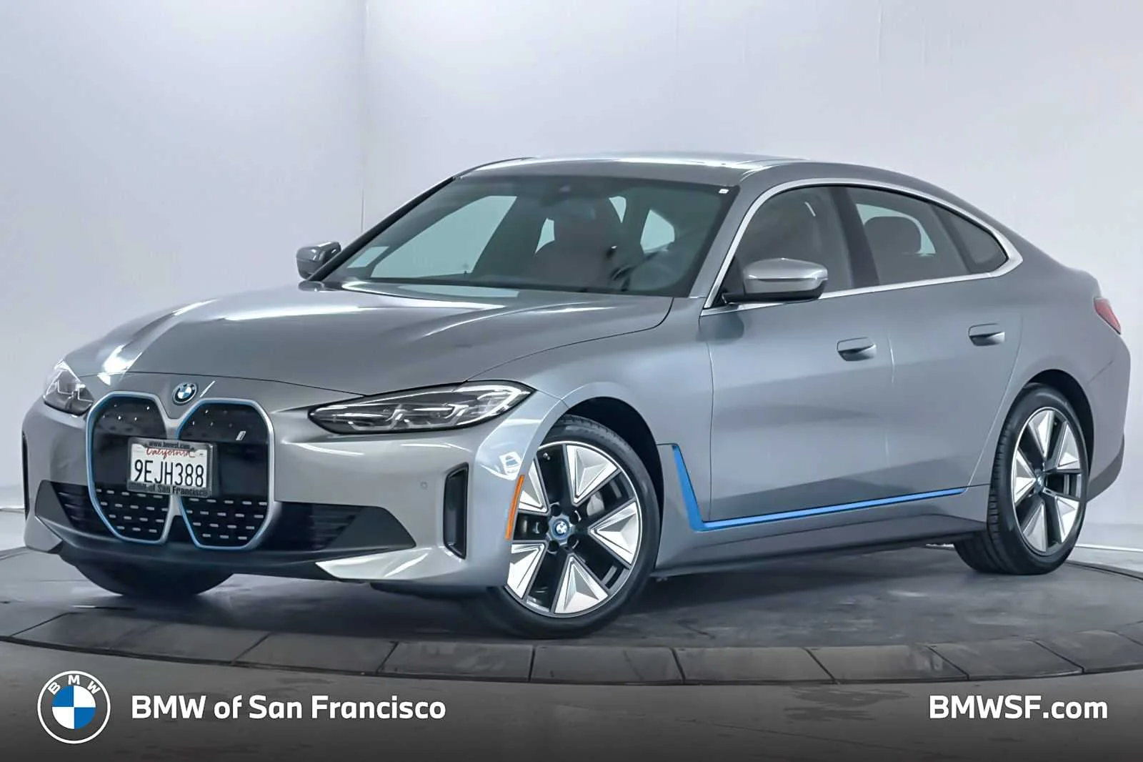 2023 BMW i4 eDrive40's photo