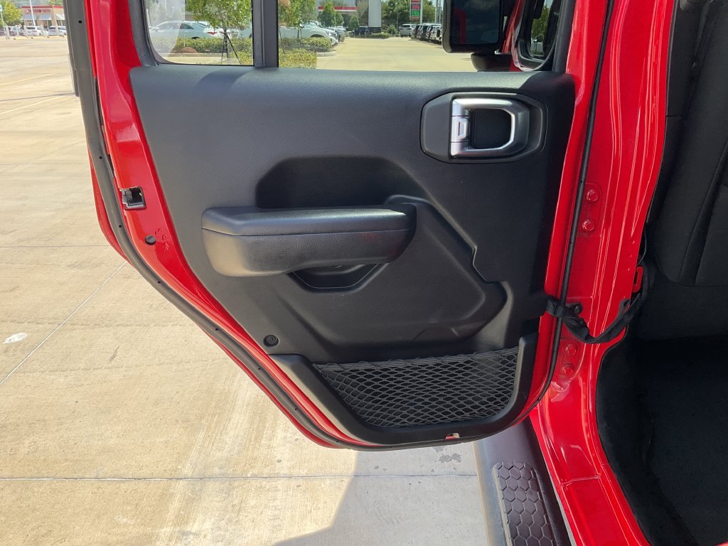 Used 2019 Red Jeep Unlimited Sport S image 12